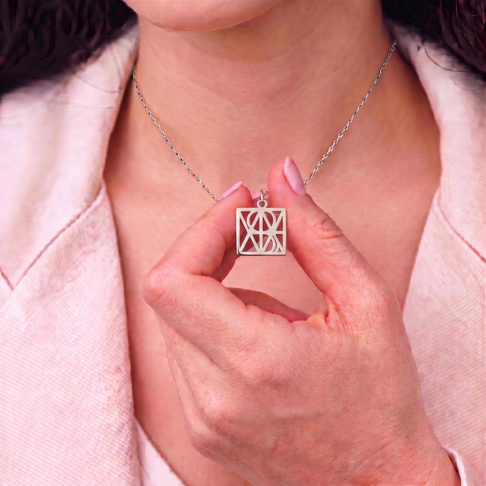 Custom Geometric Monogram Necklace – Personalized Name Pendant for Mom | Stainless Steel or 18K Gold Finish | Unique Christmas & Birthday Gift for Mum