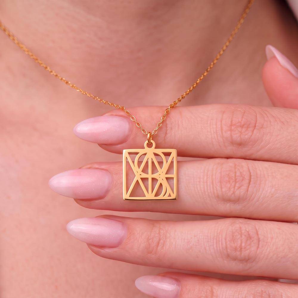 Custom Geometric Monogram Necklace – Personalized Name Pendant for Mom | Stainless Steel or 18K Gold Finish | Unique Christmas & Birthday Gift for Mum